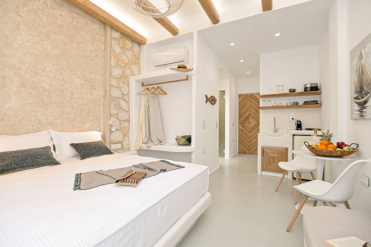 Naxos Junior Suite Fleria